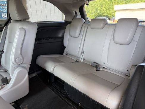 Used 2018 Honda Odyssey EX-L image 16