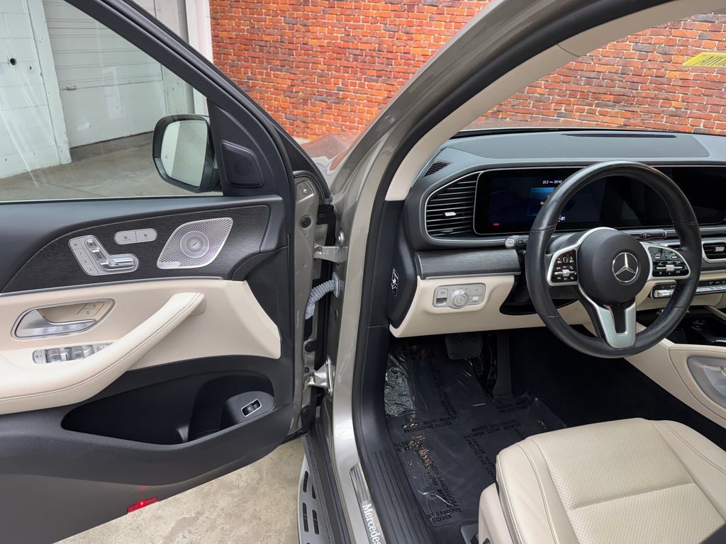 Used 2022 Mercedes-Benz GLE 450 4MATIC image 10