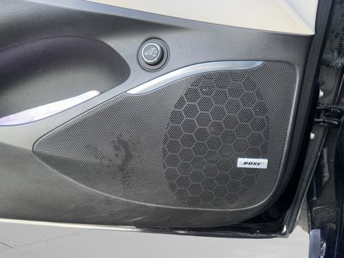 Used 2020 Buick Enclave Essence w/ Sport Touring Edition image 19