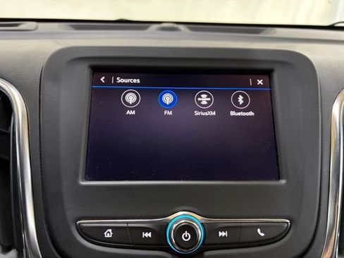 Used 2022 Chevrolet Equinox LT image 47