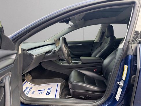 Used 2022 Tesla Model 3 Long Range image 9