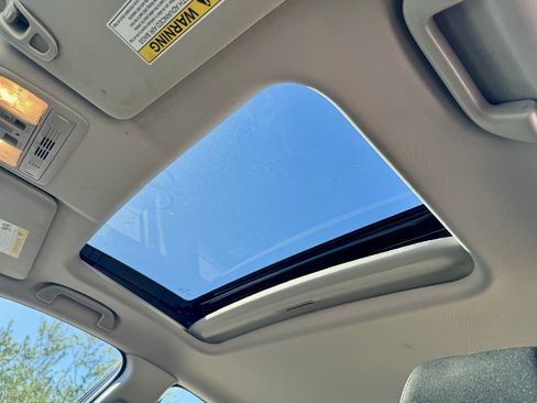 Used 2020 Honda Civic EX image 11