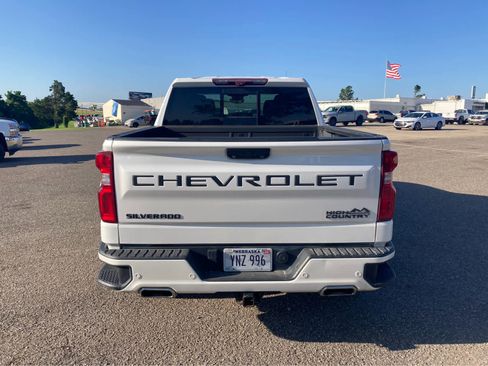 Used 2023 Chevrolet Silverado 1500 High Country w/ High Country Premium Package AWD/4WD image 23