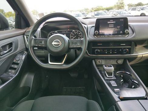 Certified 2023 Nissan Rogue S FWD image 10