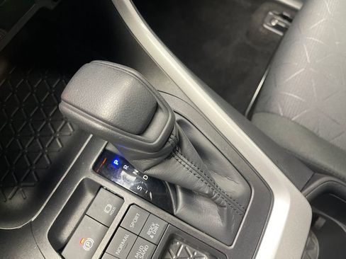 Certified 2025 Toyota RAV4 XLE AWD/4WD image 24