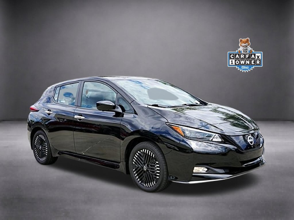 Certified 2025 Nissan Leaf SV Plus FWD image 2