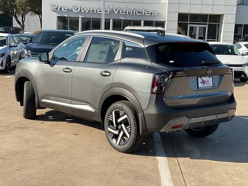 New 2026 Nissan Kicks SV image 7