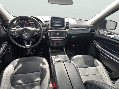 Used 2017 Mercedes-Benz GLS 550 4MATIC image 30