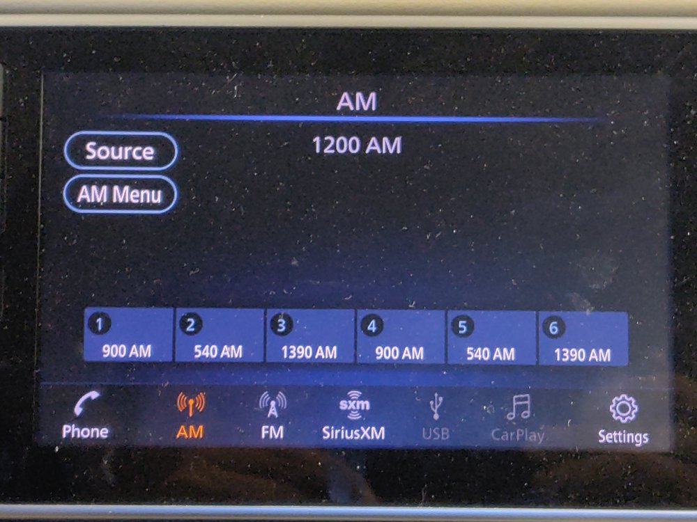 Used 2021 Nissan Versa SV FWD image 25