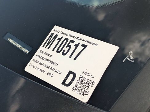 Used 2024 BMW iX xDrive50 w/ Sport Package AWD/4WD image 6