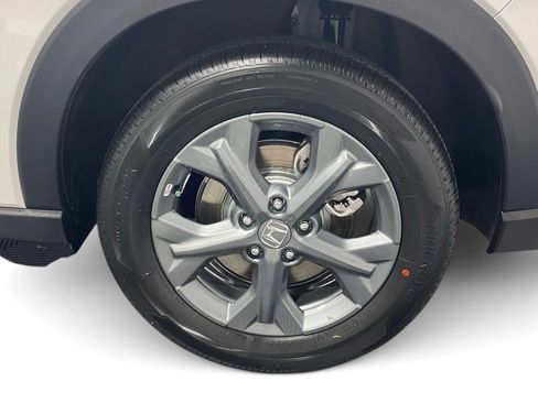 New 2027 Honda HR-V LX image 7
