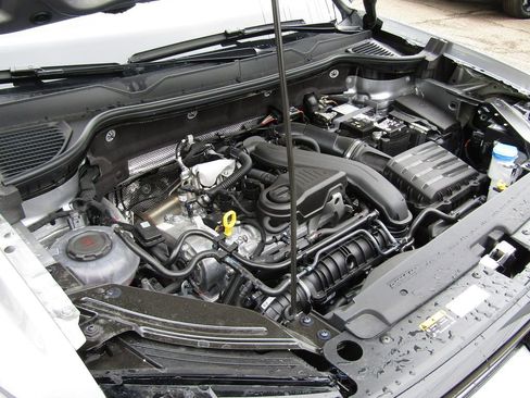 New 2026 Volkswagen Taos SE AWD/4WD image 22