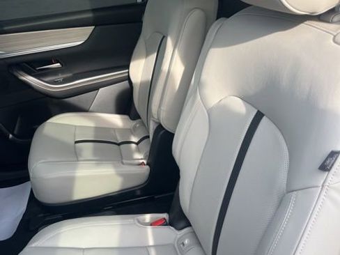 Used 2024 MAZDA CX-90 Plug-In Hybrid w/ Premium Plus image 30