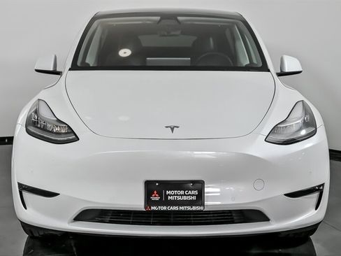 Used 2020 Tesla Model Y Long Range AWD/4WD image 4