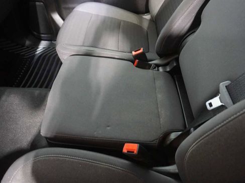 Used 2022 Chevrolet Silverado 2500 LT w/ Convenience Package image 23