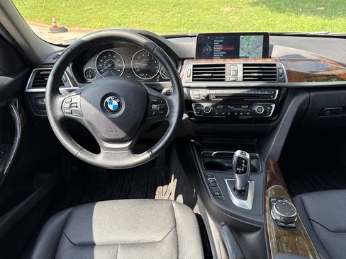 Used 2016 BMW 320i xDrive Sedan AWD/4WD image 22