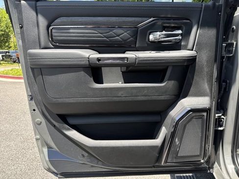 New 2026 RAM 3500 Limited AWD/4WD image 19