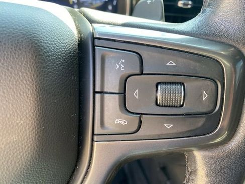 Used 2022 Chevrolet Silverado 1500 ZR2 w/ Technology Package image 35