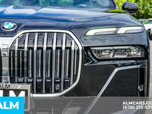 Used 2024 BMW 740i xDrive AWD/4WD image 11