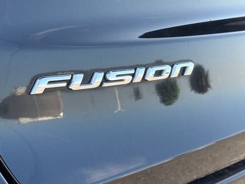 Used 2019 Ford Fusion SE FWD image 17