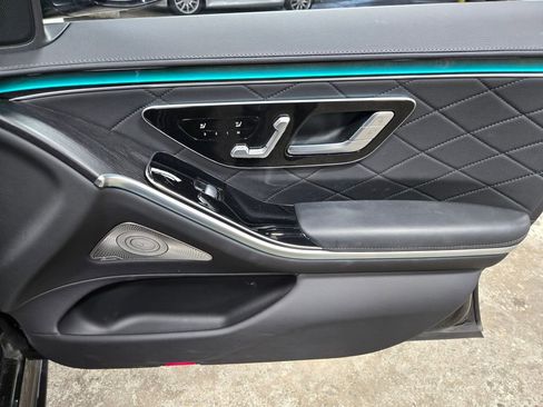 Used 2022 Mercedes-Benz S 580 4MATIC Sedan image 45