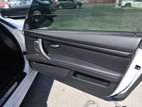 Used 2013 BMW M3 Coupe image 57