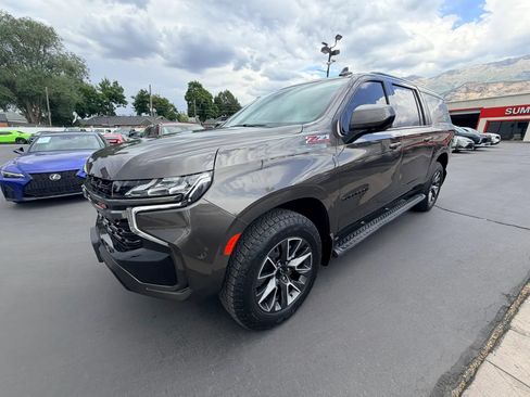 Used 2021 Chevrolet Suburban Z71 AWD/4WD image 8