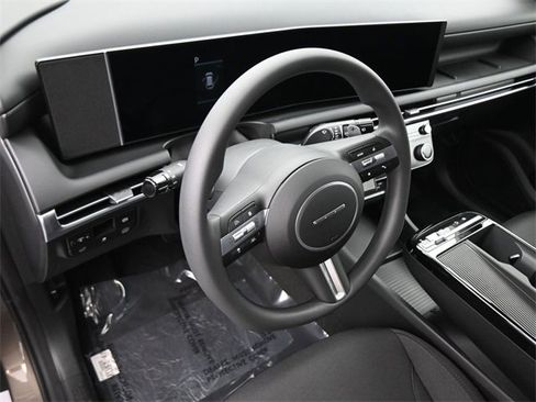 New 2026 Hyundai Tucson SEL image 15