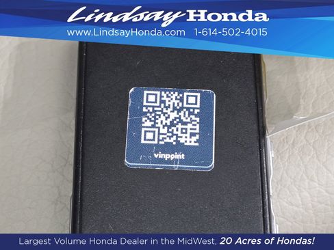 Used 2022 Volvo XC60 B5 Momentum w/ Climate Package image 22