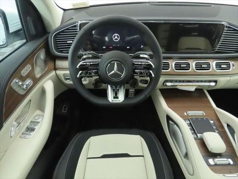 New 2026 Mercedes-Benz GLE 53 AMG 4MATIC image 11