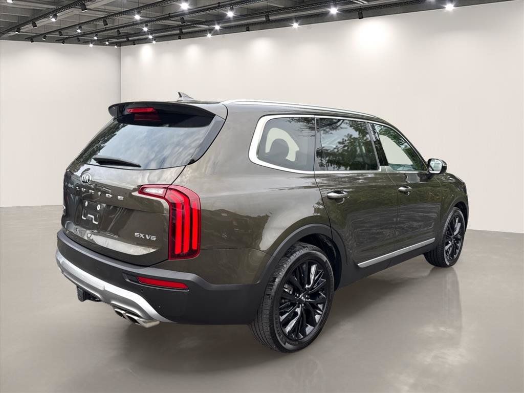 Certified 2021 Kia Telluride SX w/ Towing Package AWD/4WD image 8