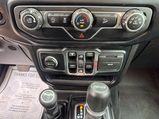 Used 2019 Jeep Wrangler Unlimited Sport S AWD/4WD image 16