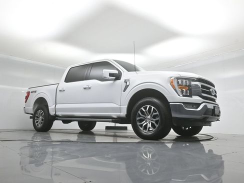 Certified 2022 Ford F150 Lariat w/ Equipment Group 501A Mid AWD/4WD image 4