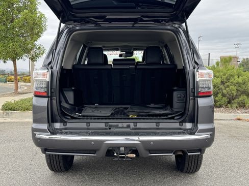 Used 2023 Toyota 4Runner Limited image 11