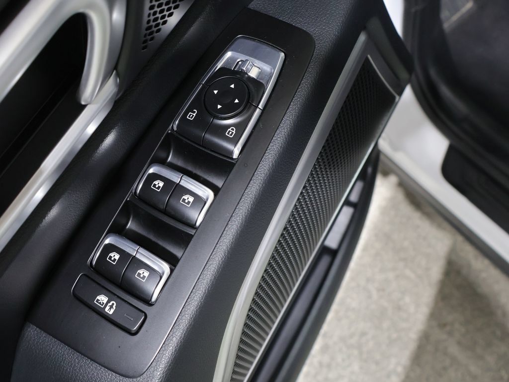 Used 2025 Kia Telluride S AWD/4WD image 14