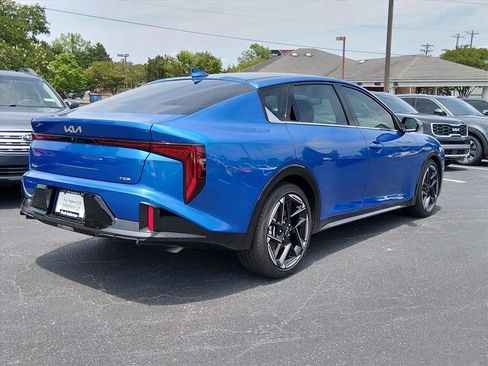 Certified 2025 Kia K4 EX FWD image 3
