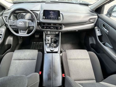 Used 2025 Nissan Rogue SV AWD/4WD image 9