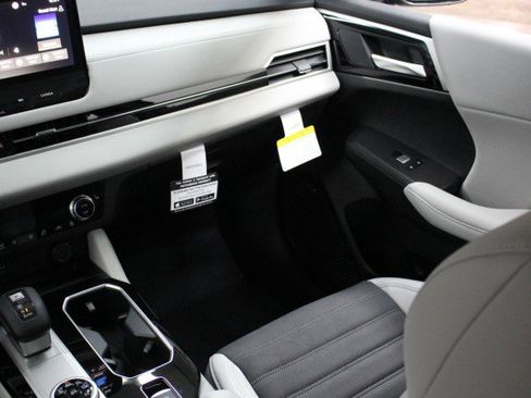 New 2026 Mitsubishi Outlander SE image 22