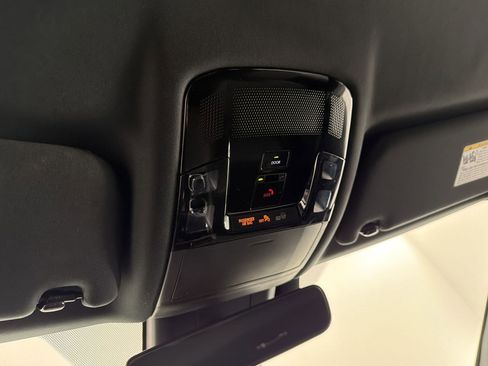 Certified 2025 Lexus RX 350 FWD w/ Technology Package image 19
