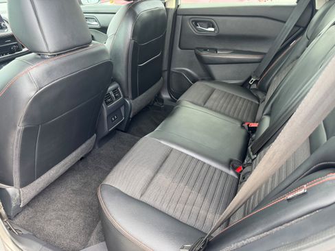 Used 2025 Nissan Rogue Rock Creek image 22