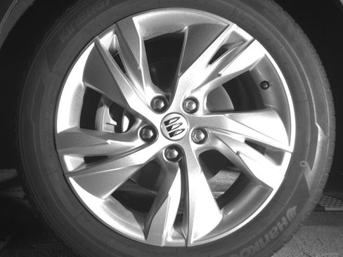 Used 2025 Buick Encore GX Preferred FWD image 12