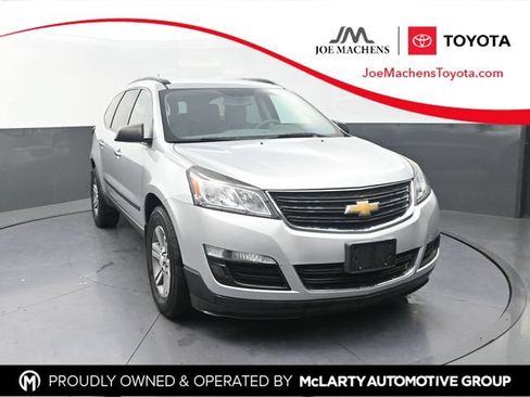 Used 2017 Chevrolet Traverse LS AWD/4WD image 1