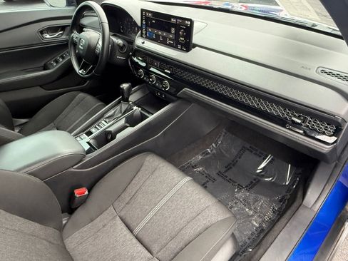 Used 2023 Honda Accord Sport image 31