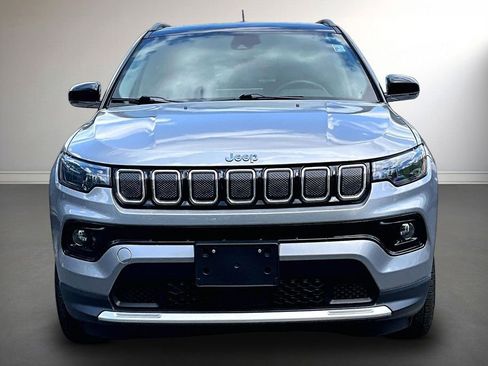 Used 2022 Jeep Compass Limited AWD/4WD image 2