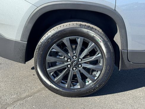 Used 2023 Chevrolet Traverse RS w/ LPO, Floor Liner Package image 43