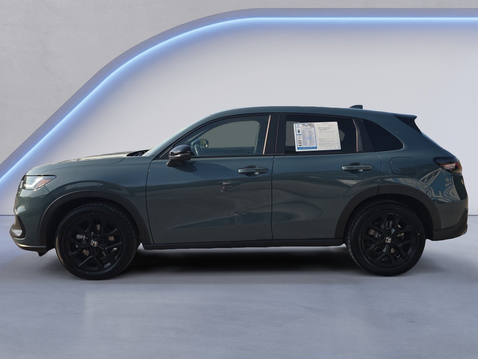Used 2025 Honda HR-V Sport image 2