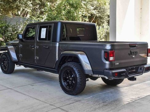 Used 2022 Jeep Gladiator Willys image 4