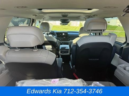 New 2026 Kia Carnival SX Prestige image 12