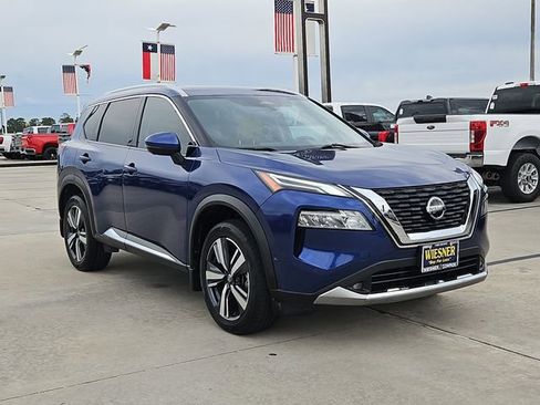 Used 2021 Nissan Rogue Platinum AWD/4WD image 3