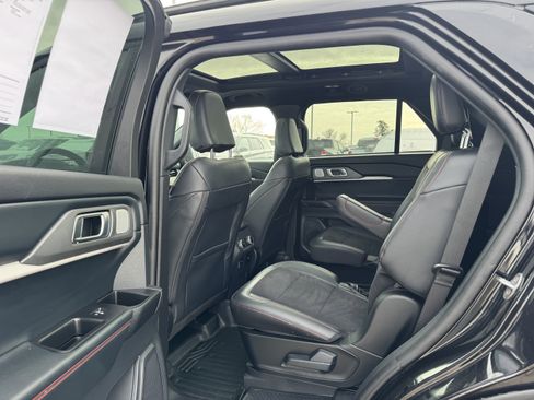 Certified 2025 Ford Explorer ST w/ Sun And Sound Package image 17